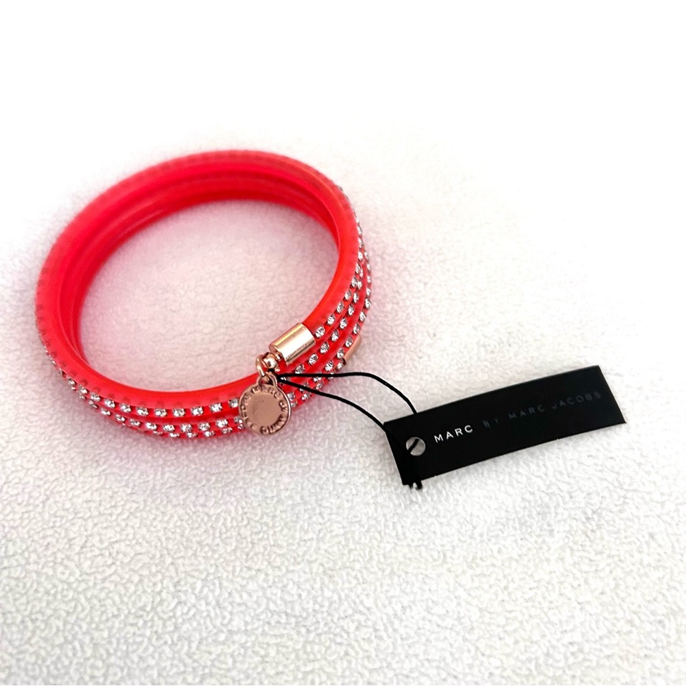 ⭐️NEW Marc by Marc Jacobs knockout Pink Bracelet - Picture 2 of 5